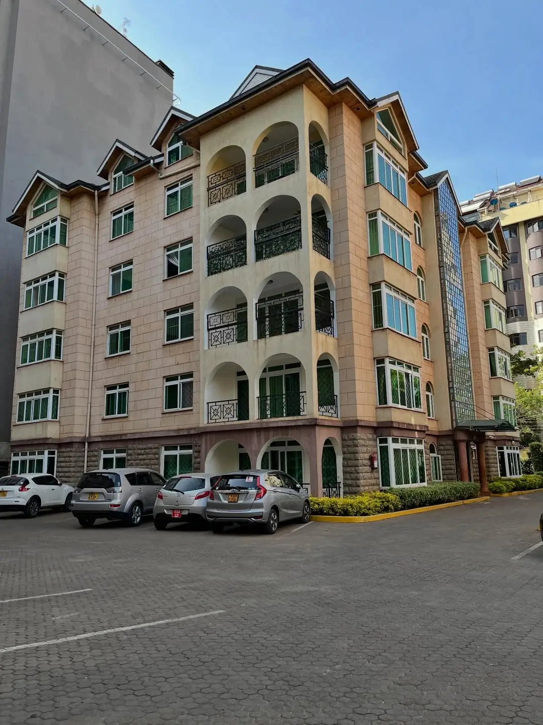 Glenbrooke - APARTMENT in Kilimani photo